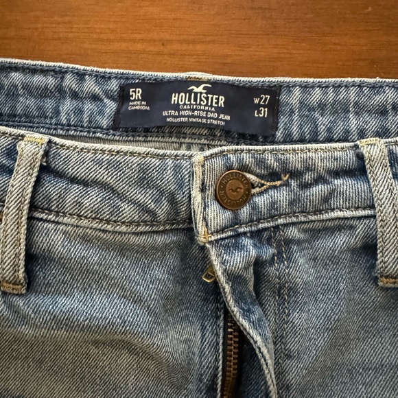 Women’s Hollister blue high rise dad jeans - Picture 3 of 3